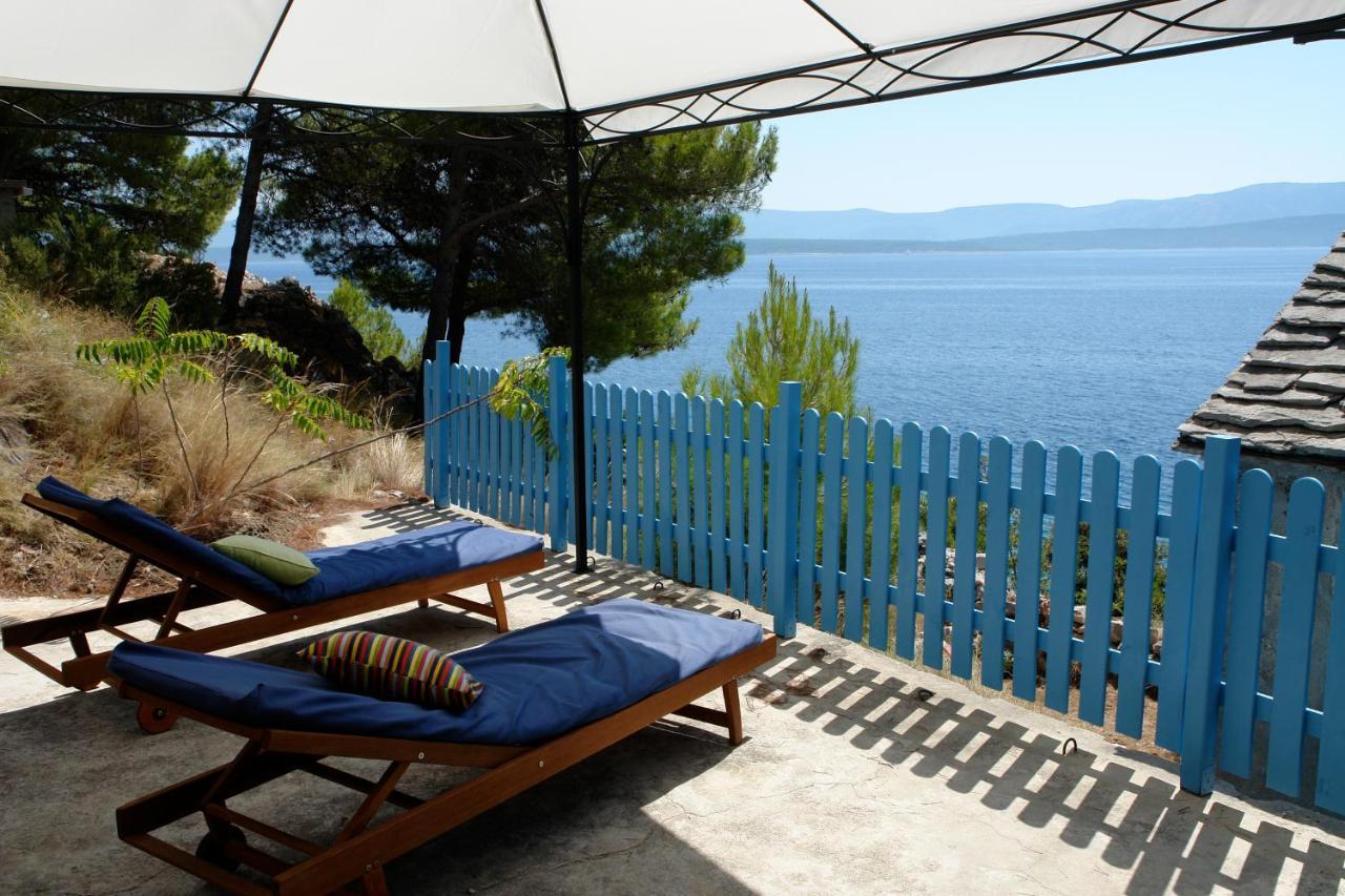 A Small Stone House By The Sea, In A Wineyard Nerezisca Esterno foto